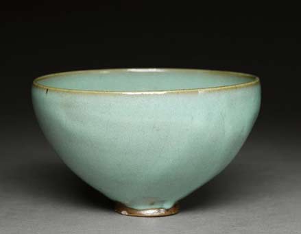 Junyao deep bowl with blue glaze, 12th century, Song Dynasty (AD 960 – 1279)