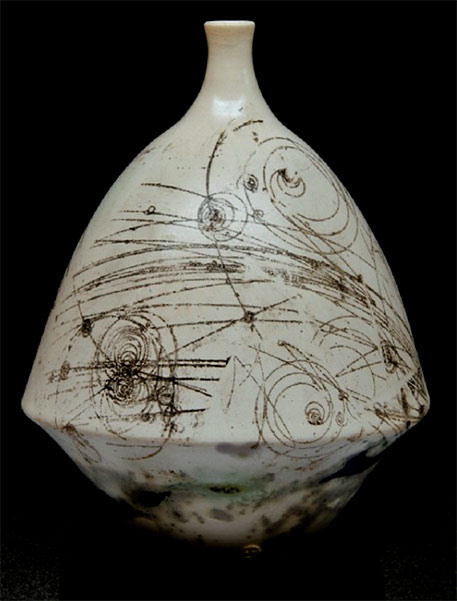 Donve-Branch-pottery vessel with abstract motif