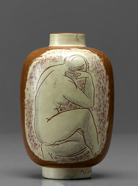 Vicke-Lindstrand-Vase