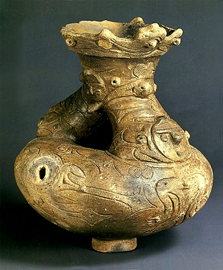 -jomon-era-ancient vase