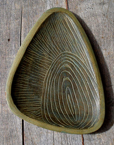 Vintage-1950's-Rose Dodd incised pottery Tray