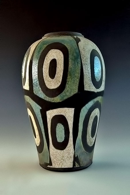 Raku-Pottery---Medium-Vase---Bullseye-Pattern
