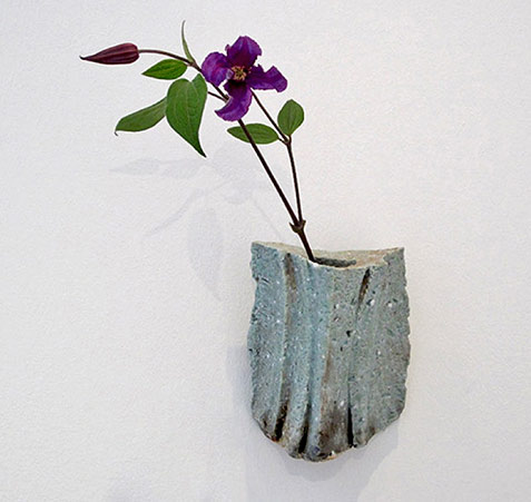 Yasuhisa Kohyama-Kakehana,Vase with purple flower