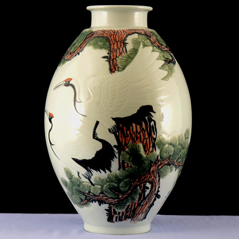 Korean Large Porcelain Vase---Solvang Antiques----16-inches