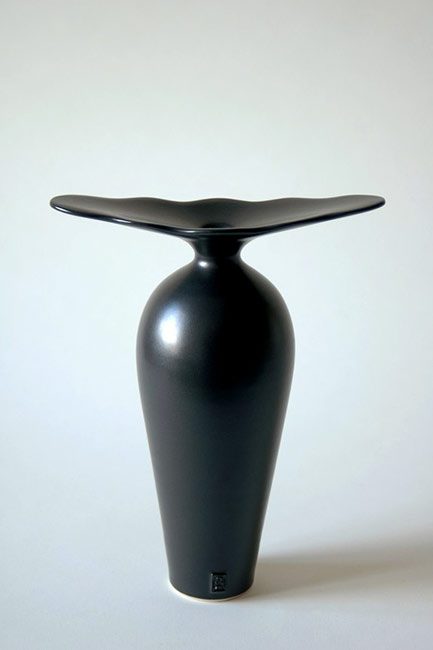 Vivienne-Foley-Black-Butterfly-Vase-porcelain wide lip