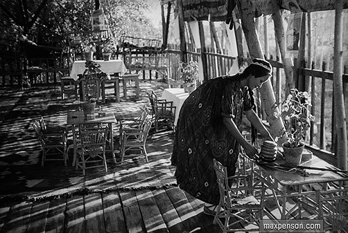 Uzbekistan tea shop-Photographer-Max Penson