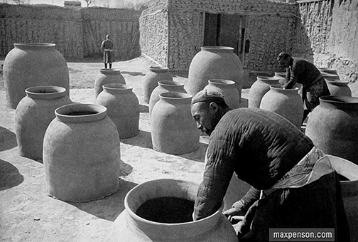 Uzbekistan large ceramic pots