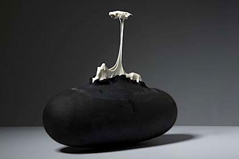 Emily Gardiner contemporary black and white sculpture