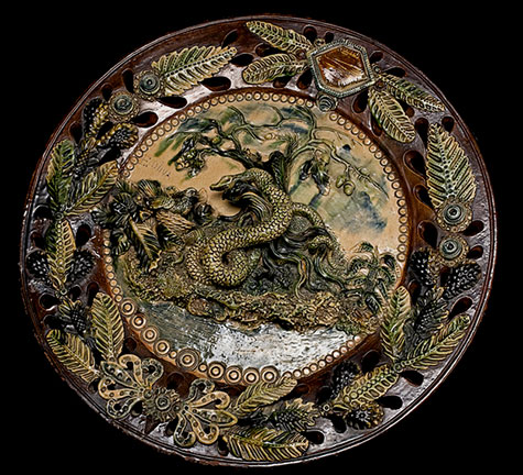 Bernard Palissy--.photo by Paul Starosta - ceramic plate with snake and boar motif