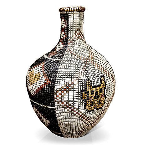 Lucinda-Mudge-Pikachu-Pixel-Vase-2017 Lucinda Mudge-Pikachu Pixel Vase-2017
