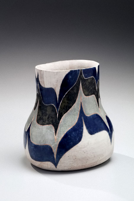 Three-Giants-of-The-North Kamoda Shoji ceramic vase