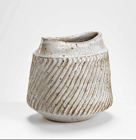 lucie-rie-Vase,-1960s Lucie Rie-Carved Vase,-1960s