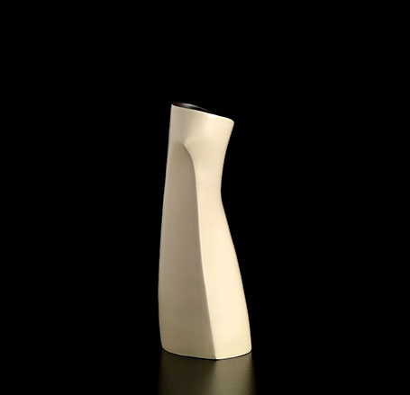 sara-flynn-Flection-Vessel,-2018-porcelain Sara Flynn-Flection-Vessel,-2018-porcelain contemporary