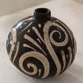 Lenca Ceramic vase - Honduras