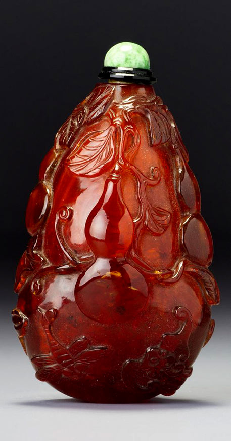 Amber 'double gourds' snuff bottle-Qing dynasty, Qianlong