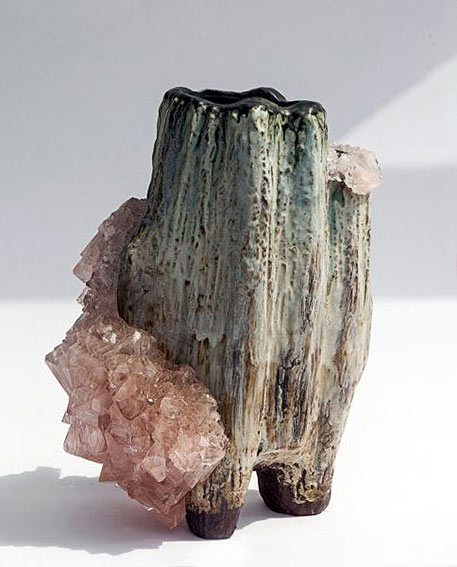Lukas Wegwerth-Crystallization ceramic vessel