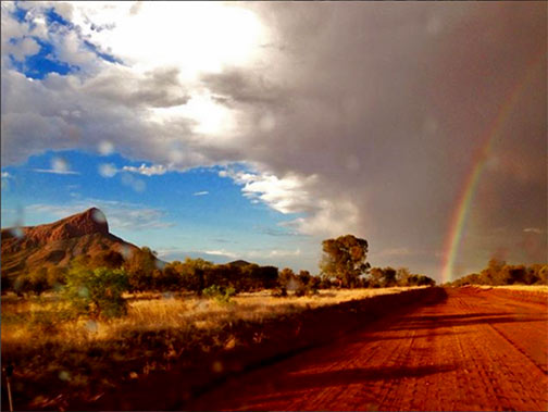On-the-roadtrip-to-papunya-at the end of the rainbow-#papunyatjup