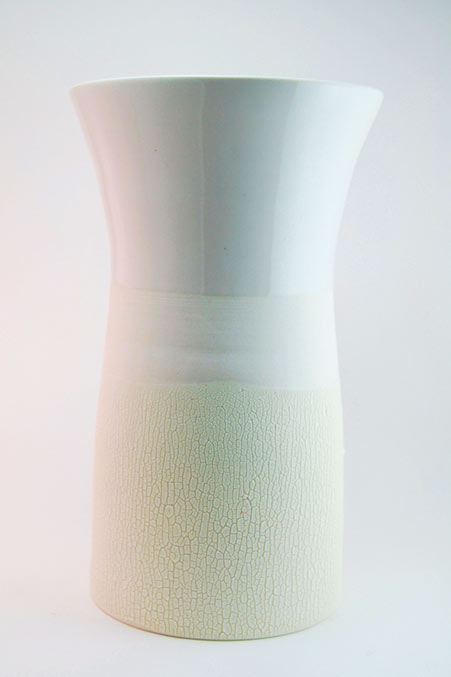 Élise Rubin-- elegant vase