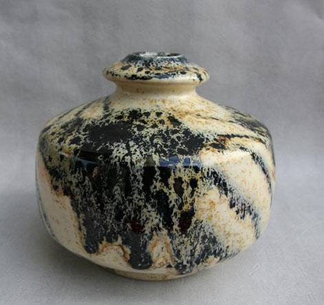 Ingvil Havrevold lava glaze pottery vessel