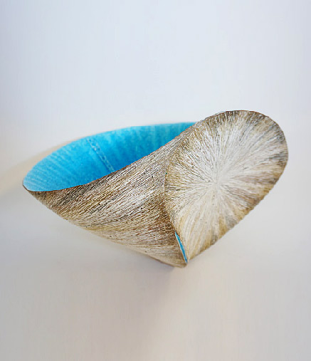 Shinya-Tanoue abstract shape vessel
