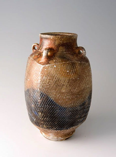 Tatsuzo-Shimaoka ceramic vase