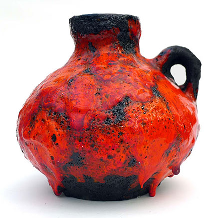Red-black Marei Fat Lava vase