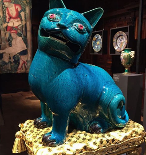 Madame de Pompadour’s cat was one of the most photographed objects at the TEFAF New York Fall Fair.