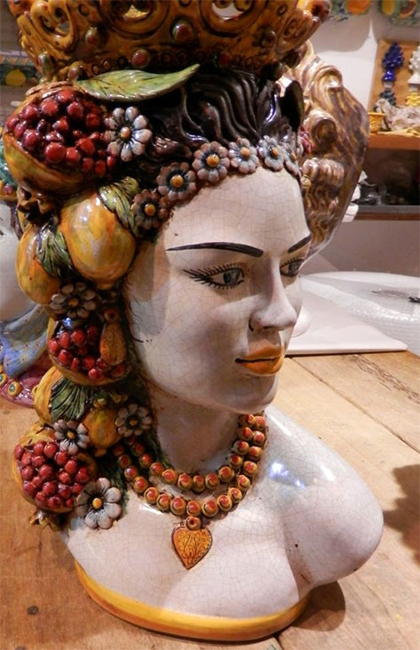 Italian-ceramic-'Moor's-head'-from-Caltagirone