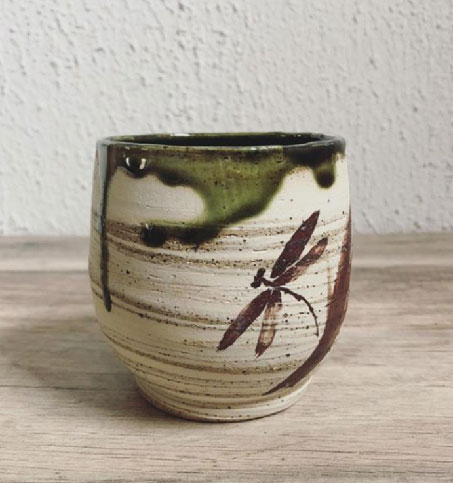 yunomi with dragonfly motif ---theMuddyYogi