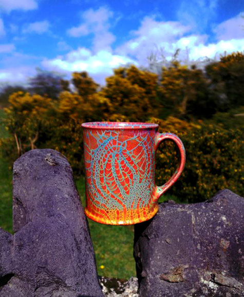 Handmade-ceramic-Dark-Ochre-Flames-Mug-by-Rupert-Andrews-Pottery