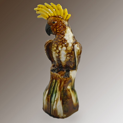 Huntly Pottery, Bendigo Cockatoo Figurine