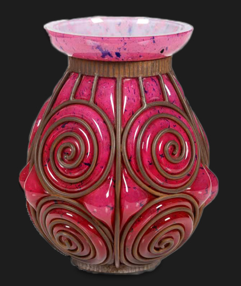 Pink glass Daum vase---Louis-Majorelle,-Nancy--1925