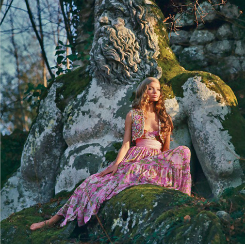  Franco Rubartelli photo Veruschka-wearing-a-pink-gypsy-dress in the Park of Monsters