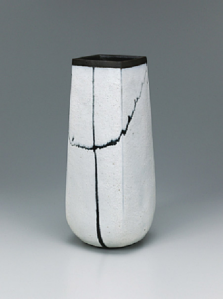 Square vase with white glaze and trailed black glaze decoration