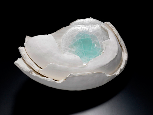 Machiko Ogawa - Porcelain sculptural bowl white and emerald