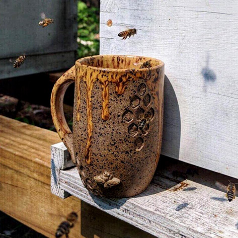 Queen Bee coffee mug - Audballofclay