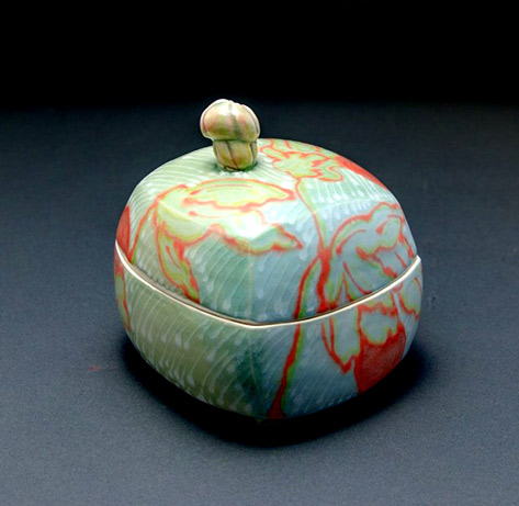 Lauren Kearns porcelain lidded vessel