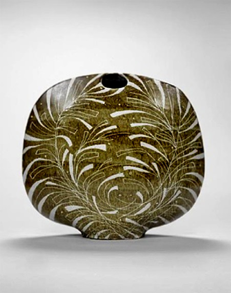 Leaves Vessel by James Tower