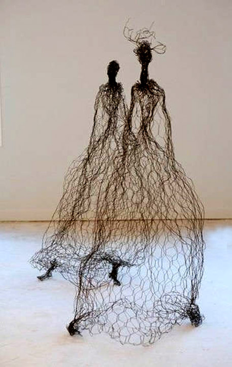 Pauline Ohrel-female wire sculpture