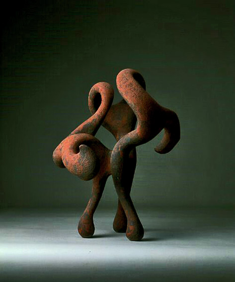 Yunghsu-Hsu groovy dance sculpture