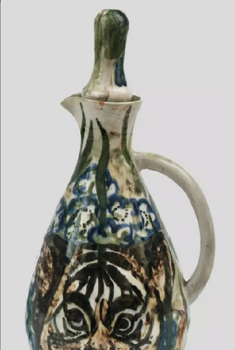 circa-1946-carafe-was-thrown-by-Arthur-Boyd-and-decorated-by-John-Perceval-when-both-were-working-at-the-AMB-Pottery-in-Murrumbeena