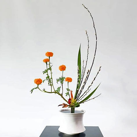 Andy-Djati-Utumo-ikebana. arrangement