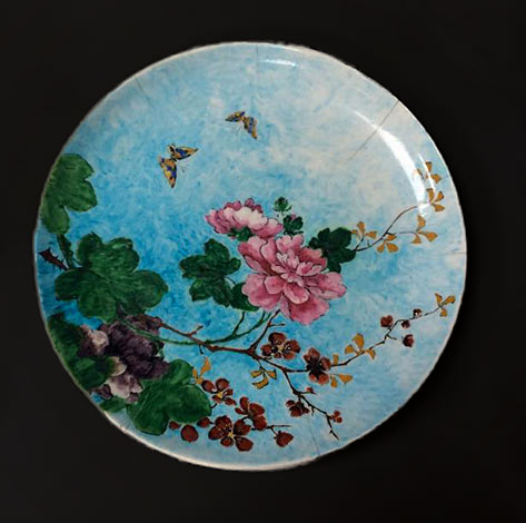 Théodore-DECK-(1823-1891)-Circular-plate-in-enamelled-ceramic-with-polychrome-decoration-of-flowers-and-butterflies