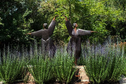 Benson-Park-Sculpture-Garden - dancing women