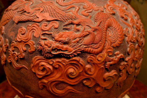 Japanese-Tokoname-art-pottery,-with-impressed-maker's-mark,-1920s