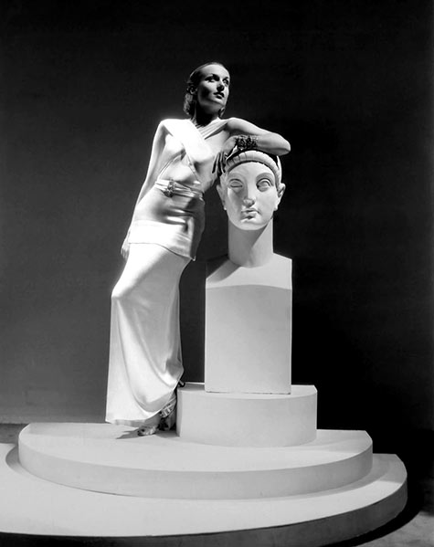 Carole Lombard dans“Rumba”,-1935,-costum -de Travis Banton