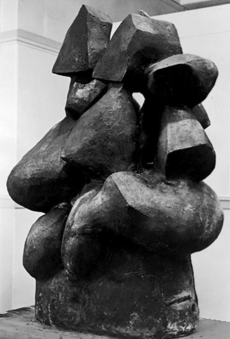ceramics-in-los-angelesPeter-Voulkos-Black-Bulerias-1958-collection-of-John-and-Mary-Pappajohn