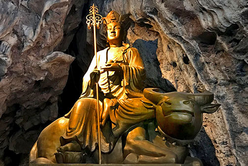 Golden Bodhisattva-Malaysia Ipoh Kek Lok Tong Cave Temple-Gold-Statue