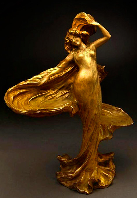 Dancing Marie Louise Fuller---Amphora