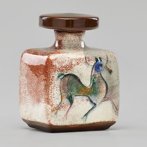 Paoli Pillin Paperweight-decorated with horses,-Los Angeles, late 20th-c